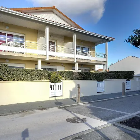 Bel T3 à 50m De La Plage, Balcon, Parking, Pour 4 - Fr-1-521-14 Appartement